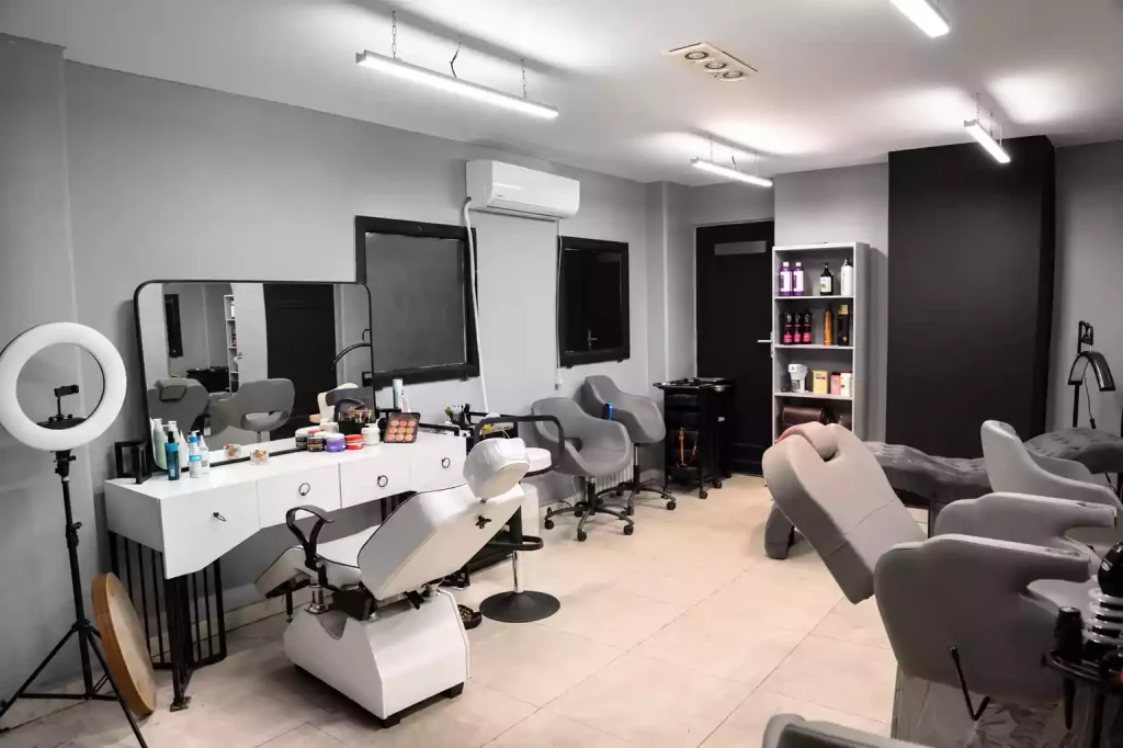 woman buty salon2